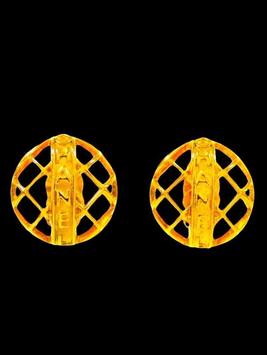 CHANEL Jewelry - Rare Vintage CHANEL 1980’s Caged Clip on earrings